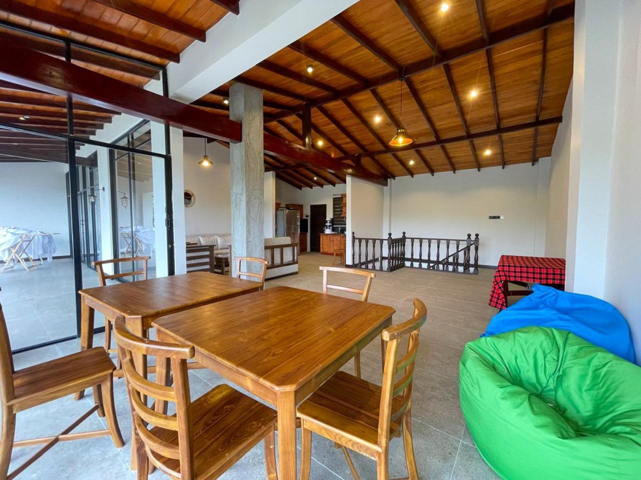Lush Breeze Hotel Kandy Exterior photo