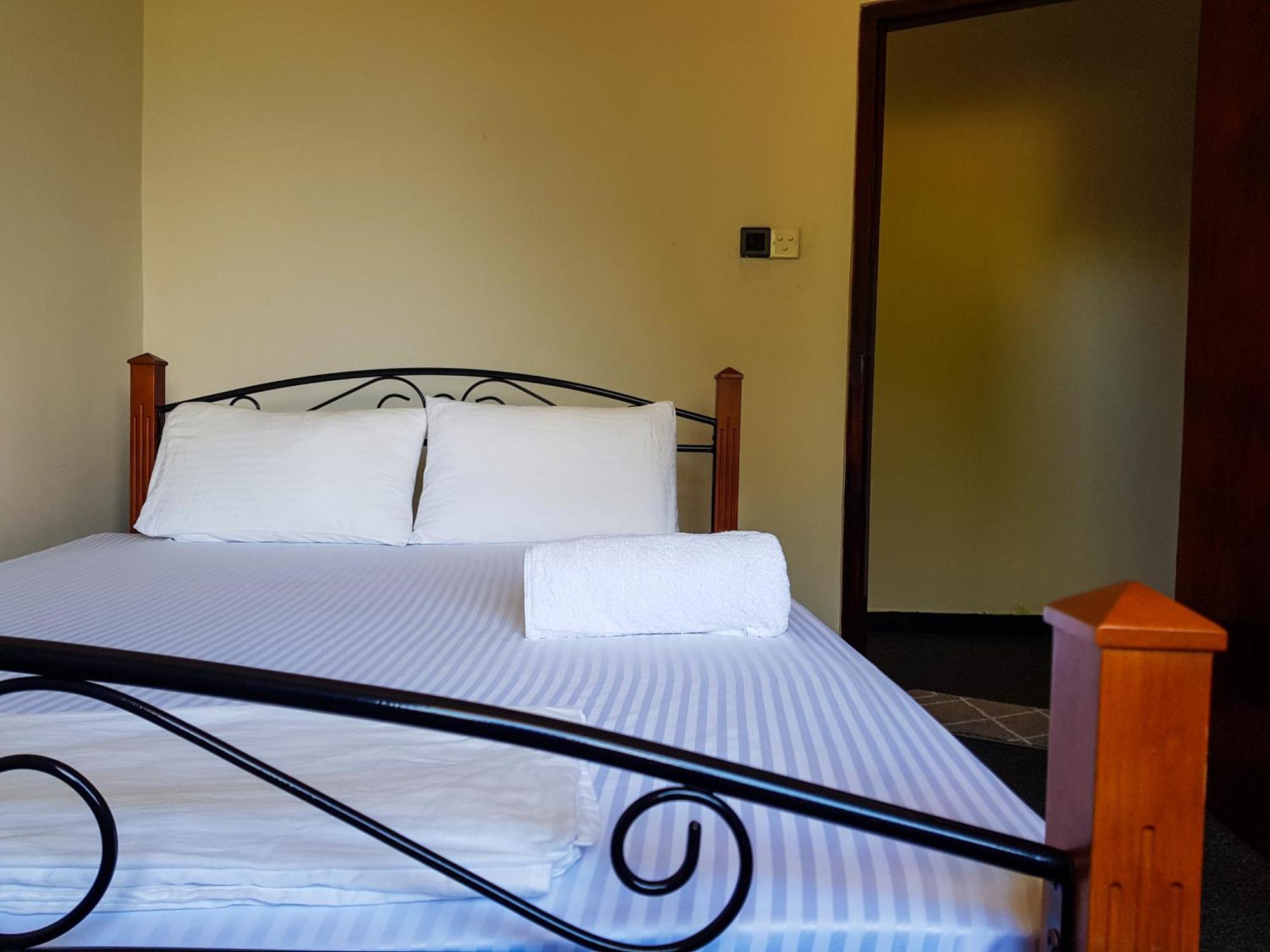 Lush Breeze Hotel Kandy Room photo