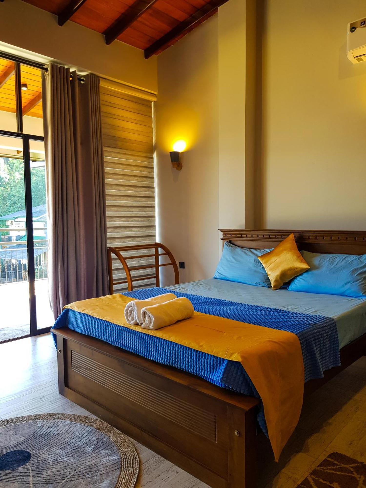 Lush Breeze Hotel Kandy Exterior photo