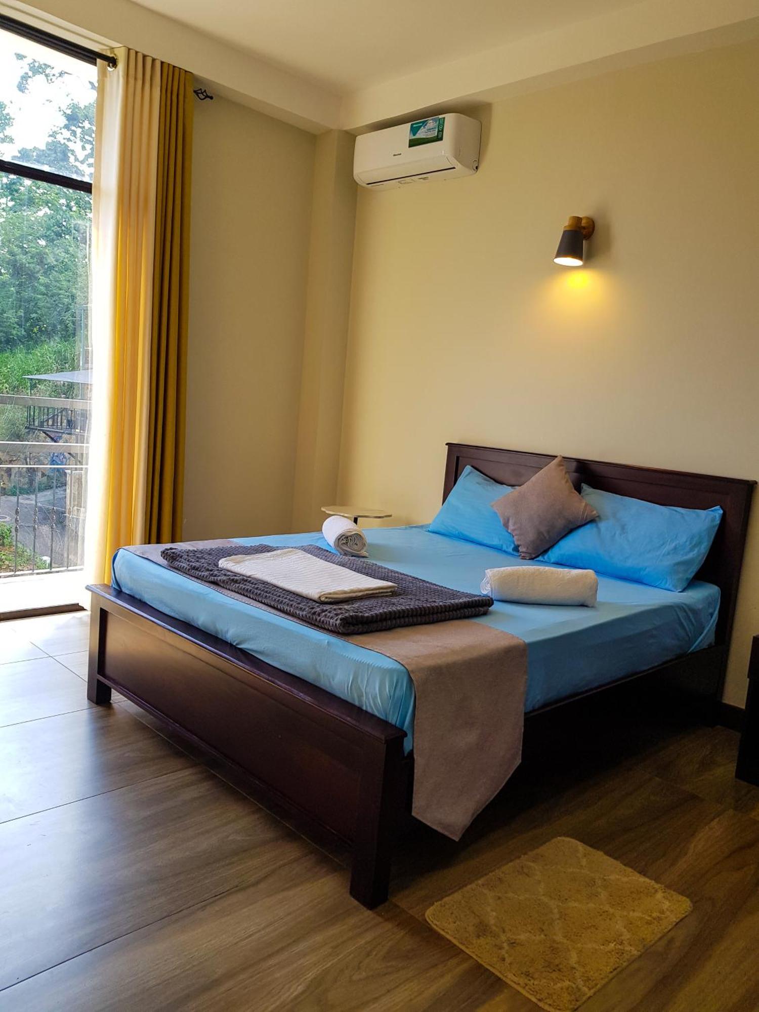 Lush Breeze Hotel Kandy Exterior photo